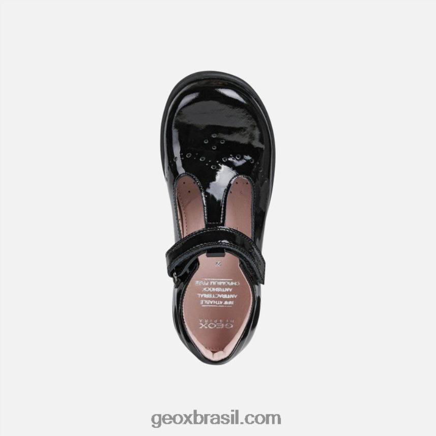 garota naimara preto Geox 28TF8X1930