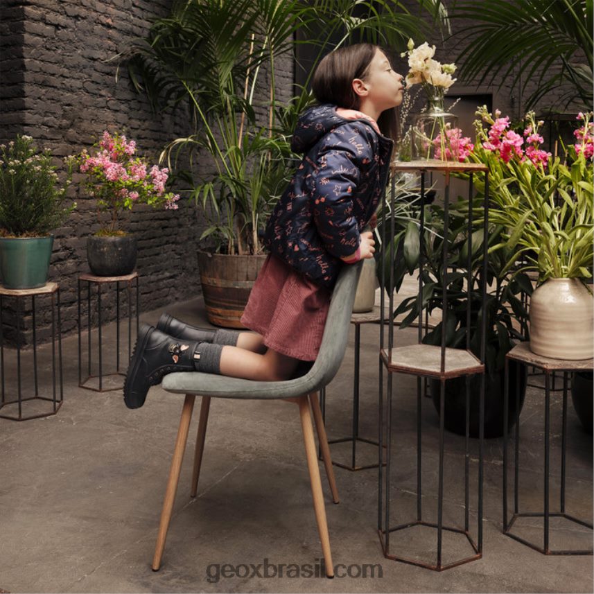 garota de queixo caído preto Geox 28TF8X1205