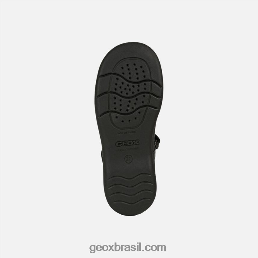 garota naimara preto Geox 28TF8X997