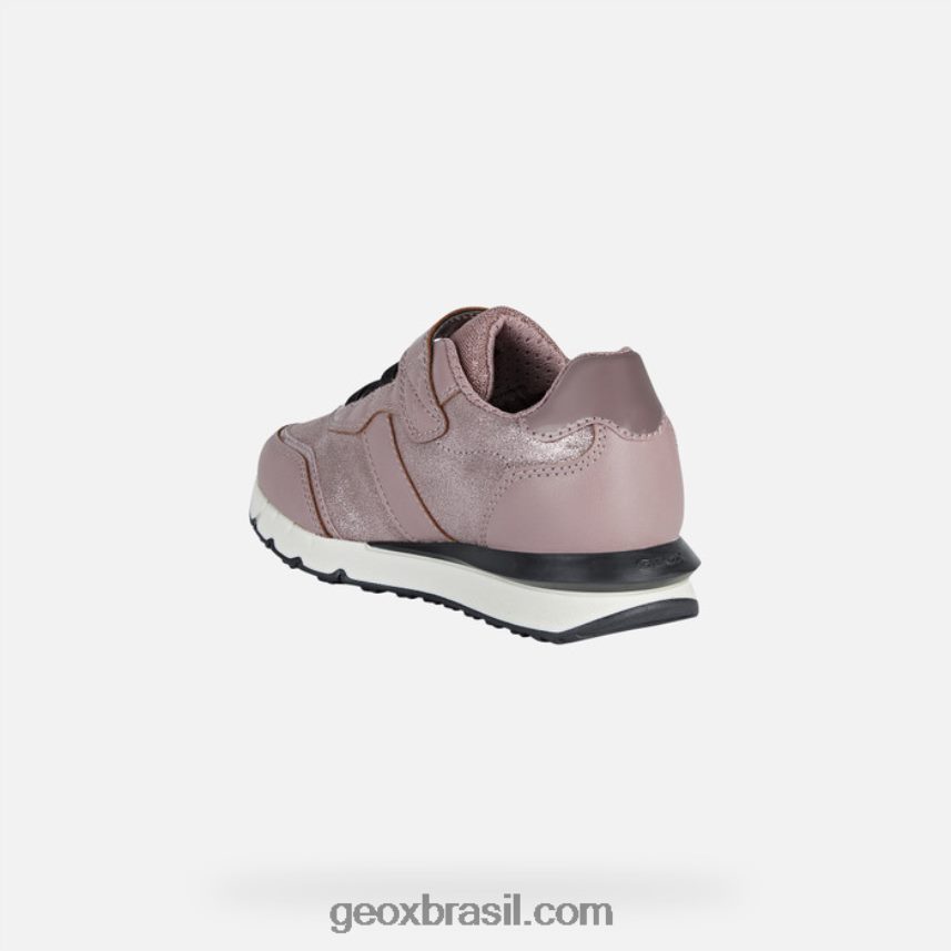 garota fastics fumaça de rosa Geox 28TF8X1190