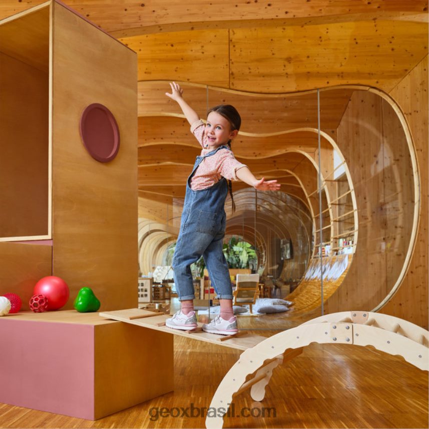 garota fastics off white/rosa Geox 28TF8X1908