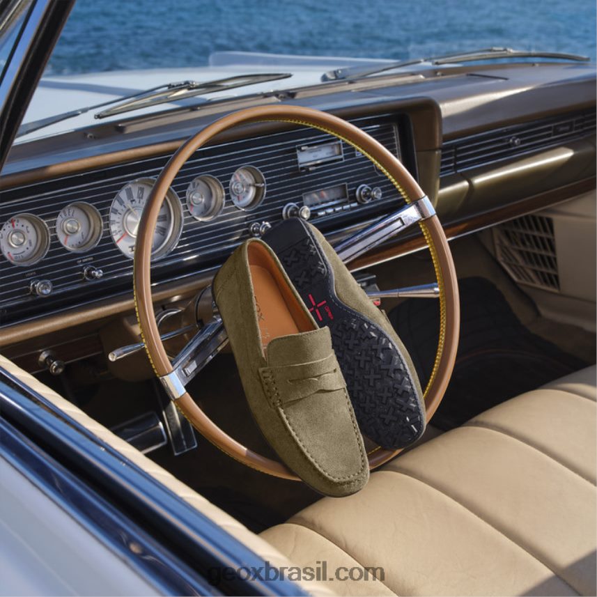 homem de aperto kosmopolis pedra Negra Geox 28TF8X728