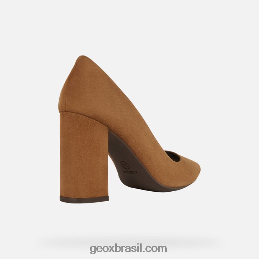 mulher grandeliana 90 conhaque Geox 28TF8X489