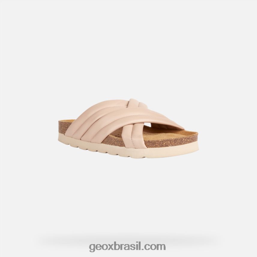 mulher alta de brionia nu Geox 28TF8X260