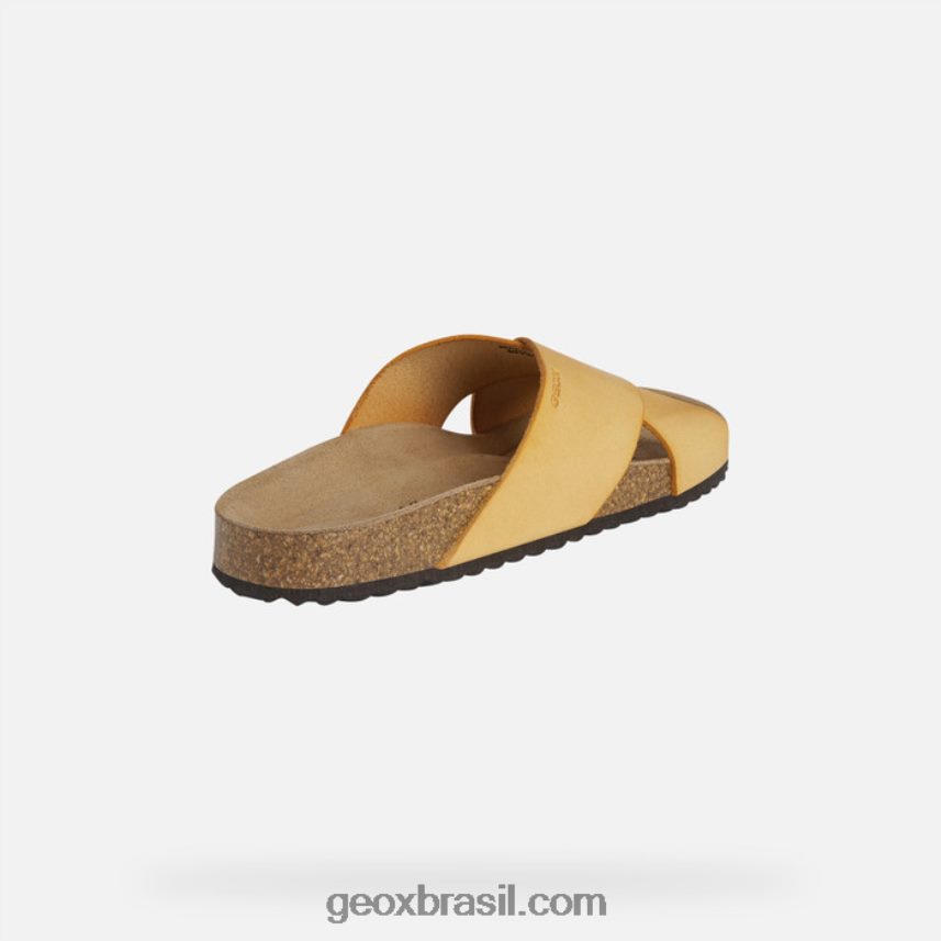 mulher briônia amarelo escuro Geox 28TF8X439