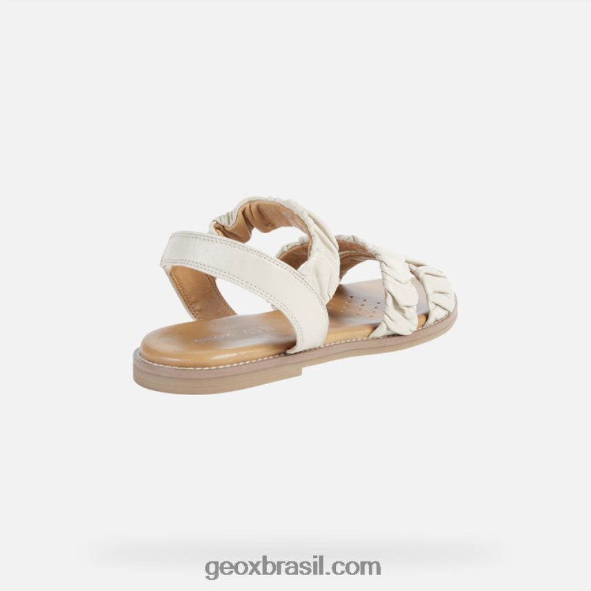 mulher de unha creme Geox 28TF8X434