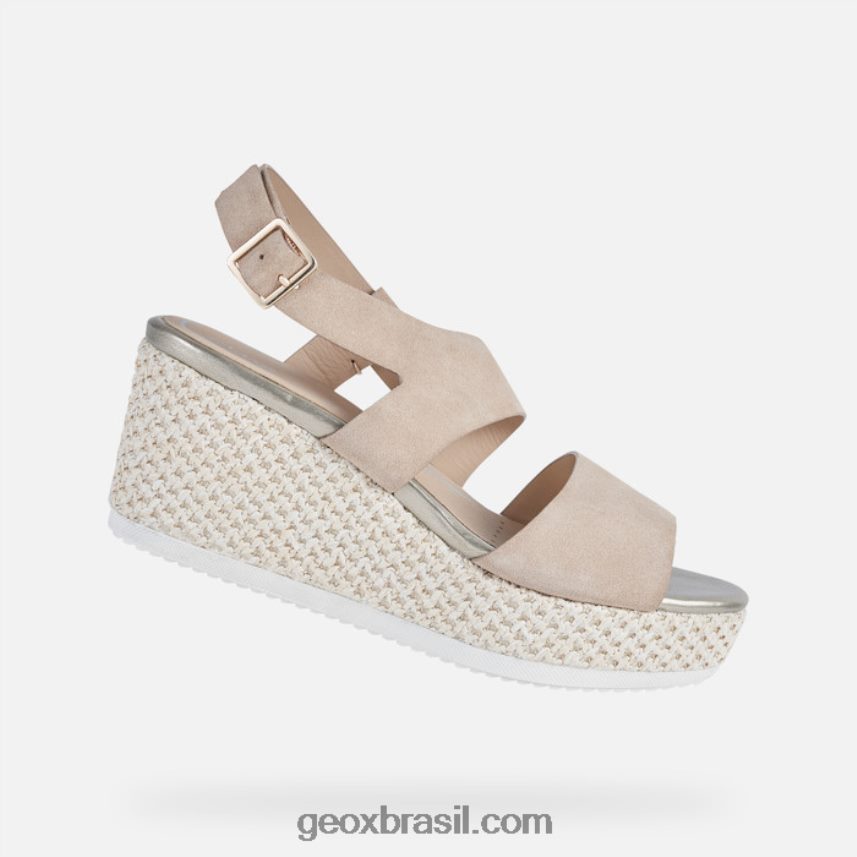 mulher lipari pele escura Geox 28TF8X535