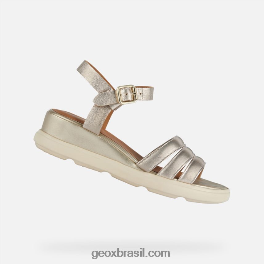 mulher pisa Luz Dourada Geox 28TF8X188