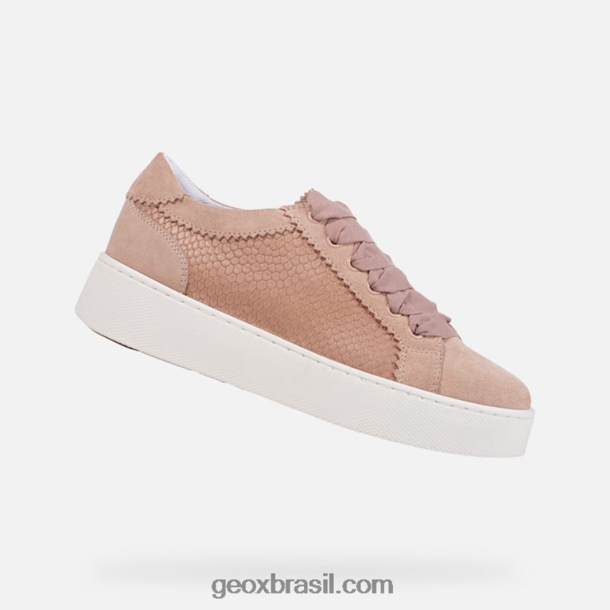 mulher celeste pele escura Geox 28TF8X93