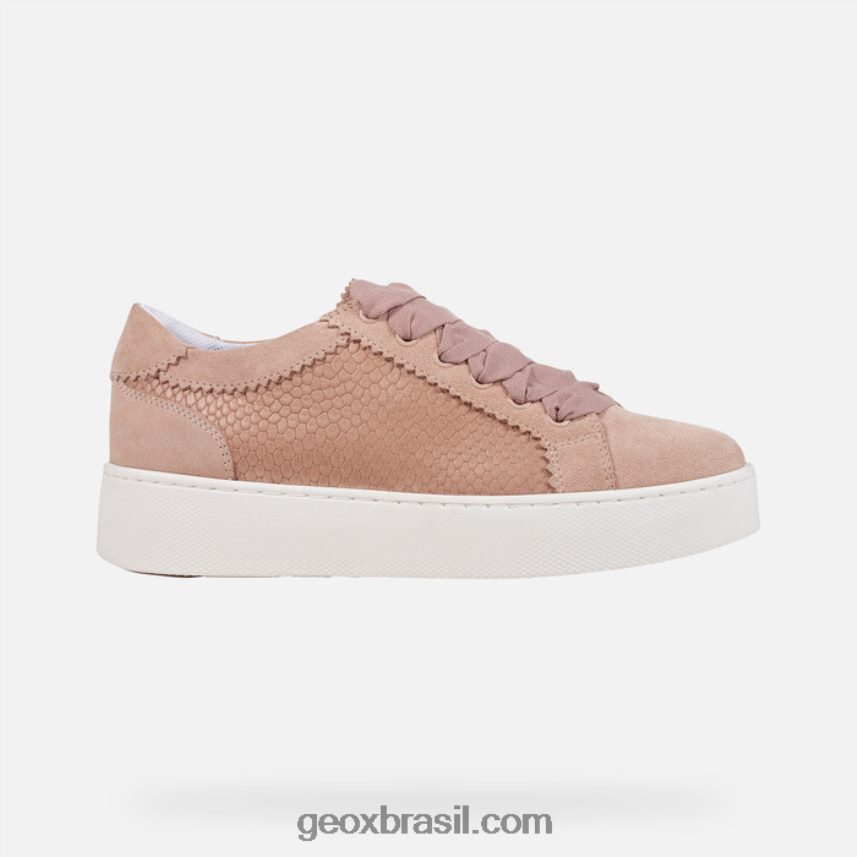 mulher celeste pele escura Geox 28TF8X93