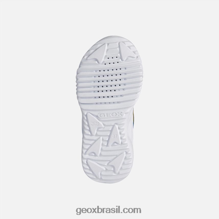 menino assistente céu preto Geox 28TF8X1262