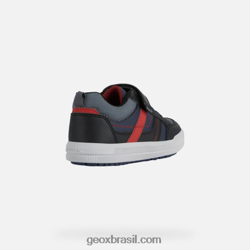 menino arzach azul vermelho Geox 28TF8X1308