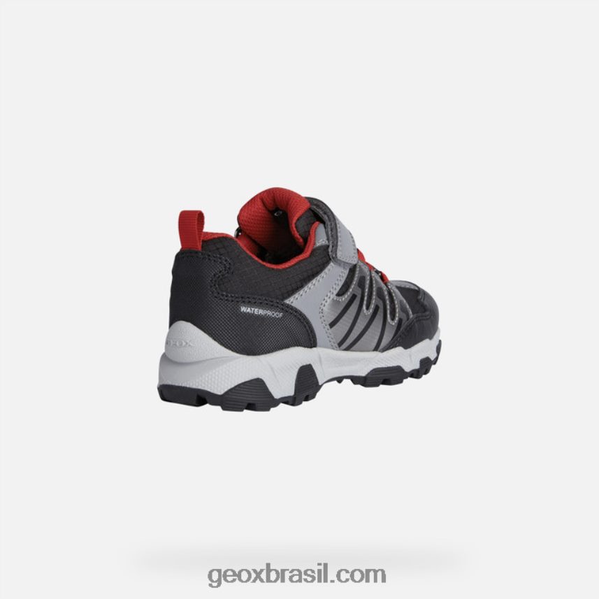 menino magnetar preto/vermelho Geox 28TF8X1364